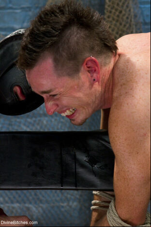 Super-naughty female dominance Aiden Starr pegging both her